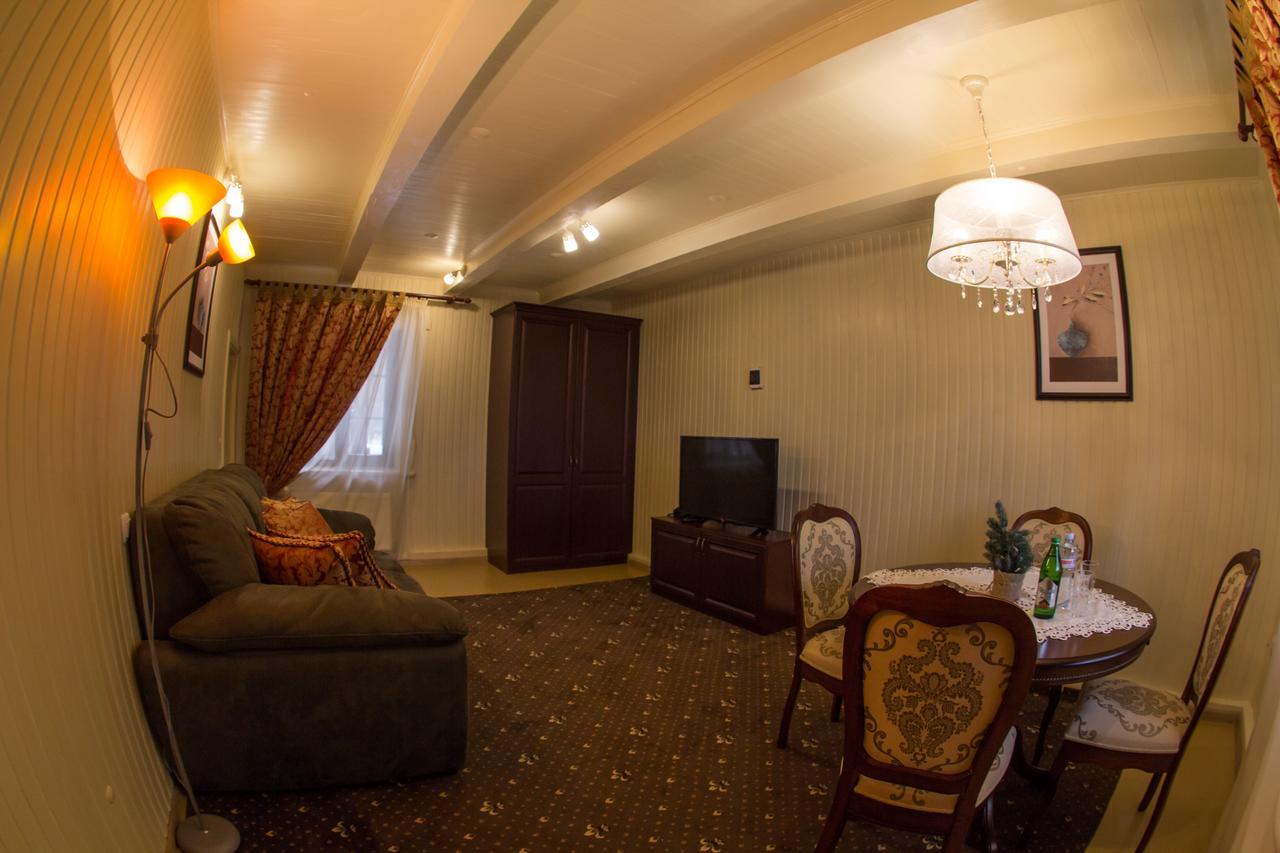 Chudodiyevo Park- Hotel Vyshpol Buitenkant foto