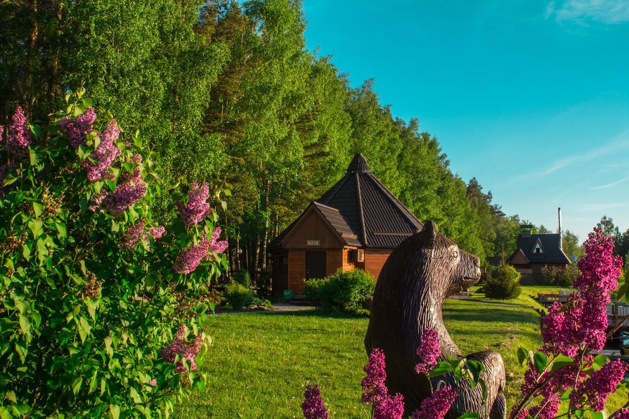 Chudodiyevo Park- Hotel Vyshpol Buitenkant foto