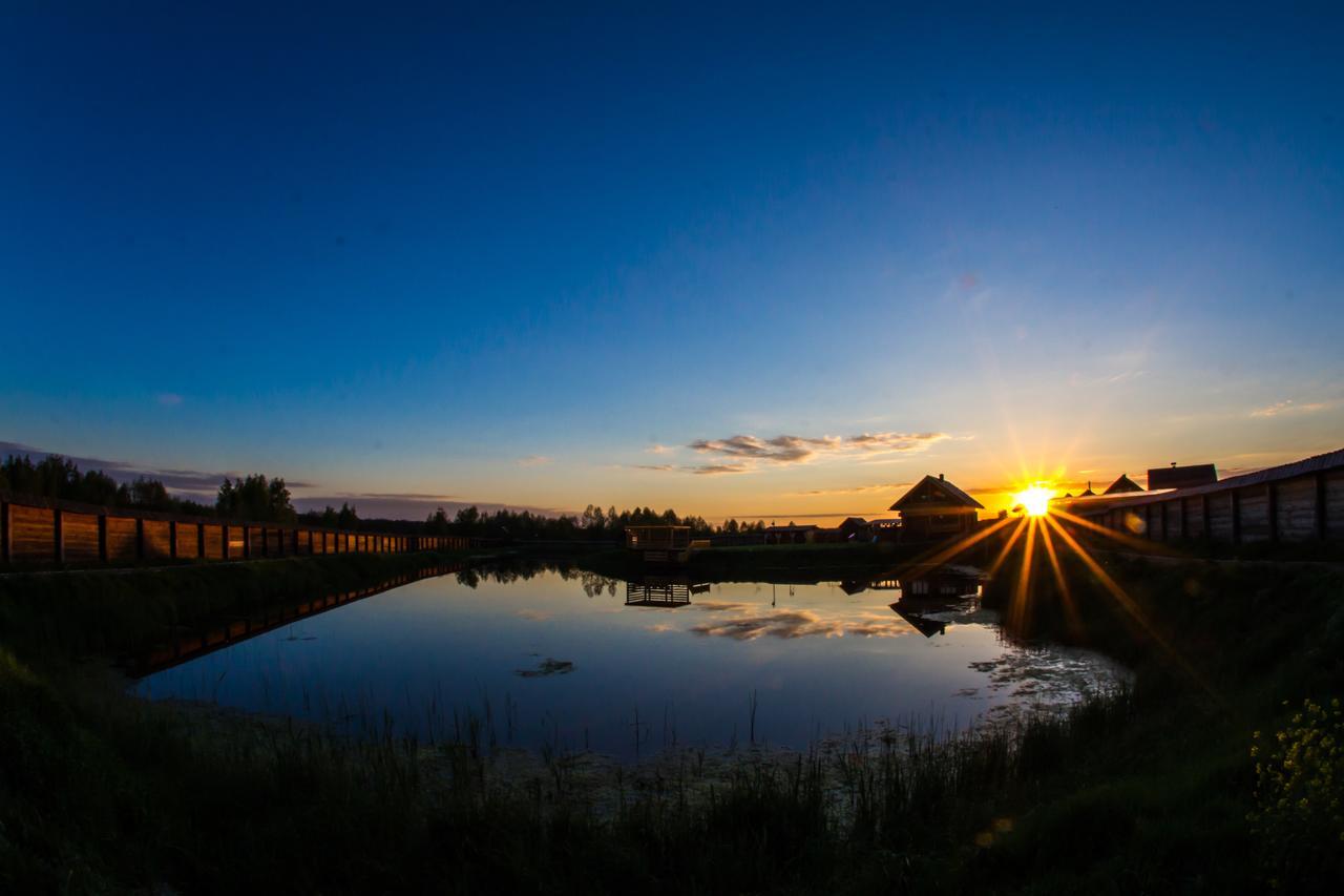 Chudodiyevo Park- Hotel Vyshpol Buitenkant foto